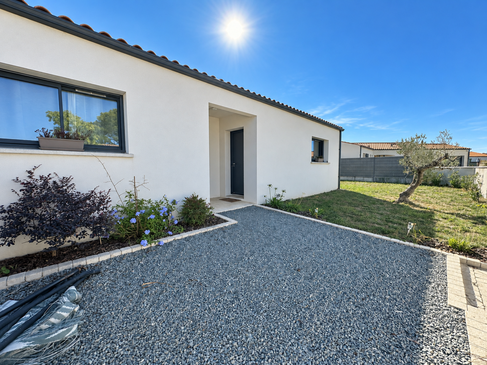 PLAIN-PIED DE 2022 A ETAULES