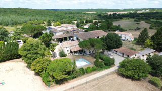  Propri�t�/ch�teau � vendre 9 pi�ces 274 m�