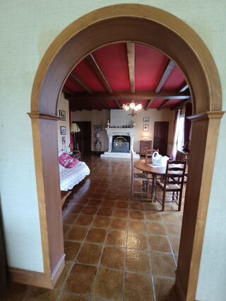  Maison � vendre 9 pi�ces 278 m�