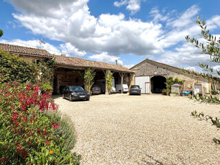  Maison � vendre 9 pi�ces 274 m�