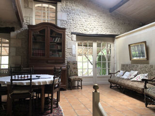  Maison à vendre 7 pièces 239 m²