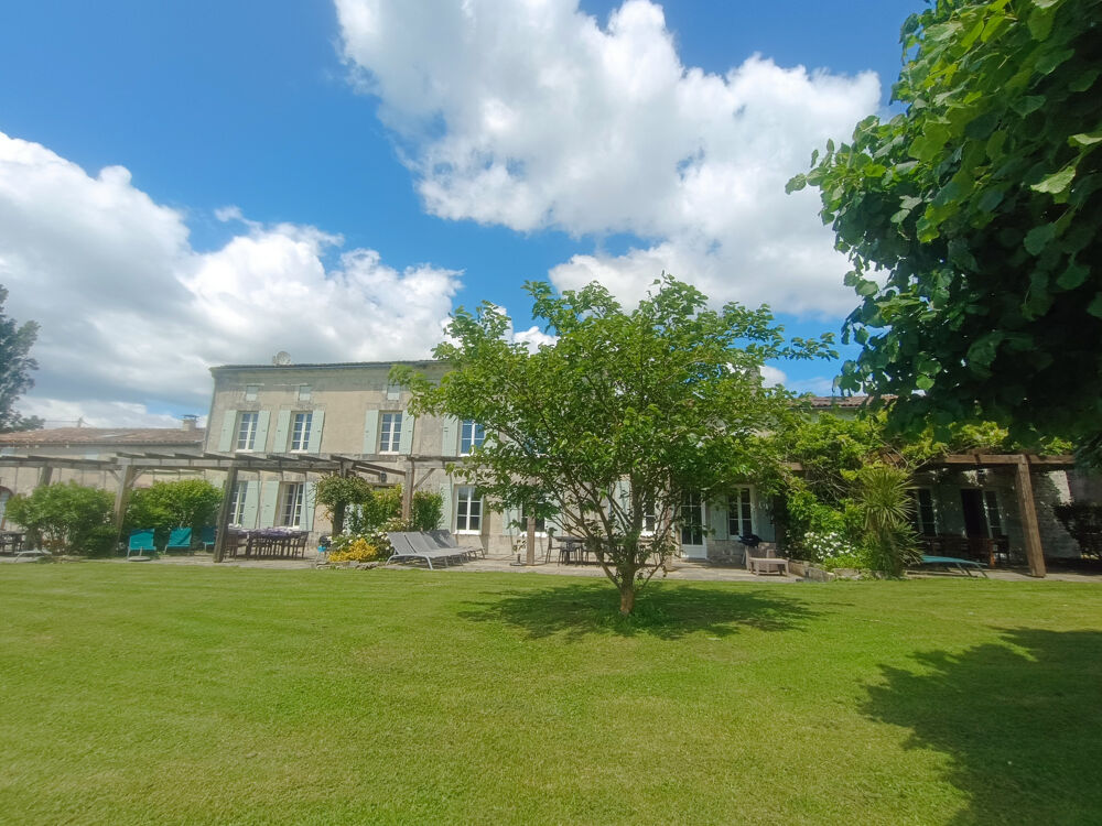 � vendre  Maison Mortagne-sur-Gironde (17120)