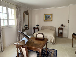  Maison � vendre 9 pi�ces 308 m�