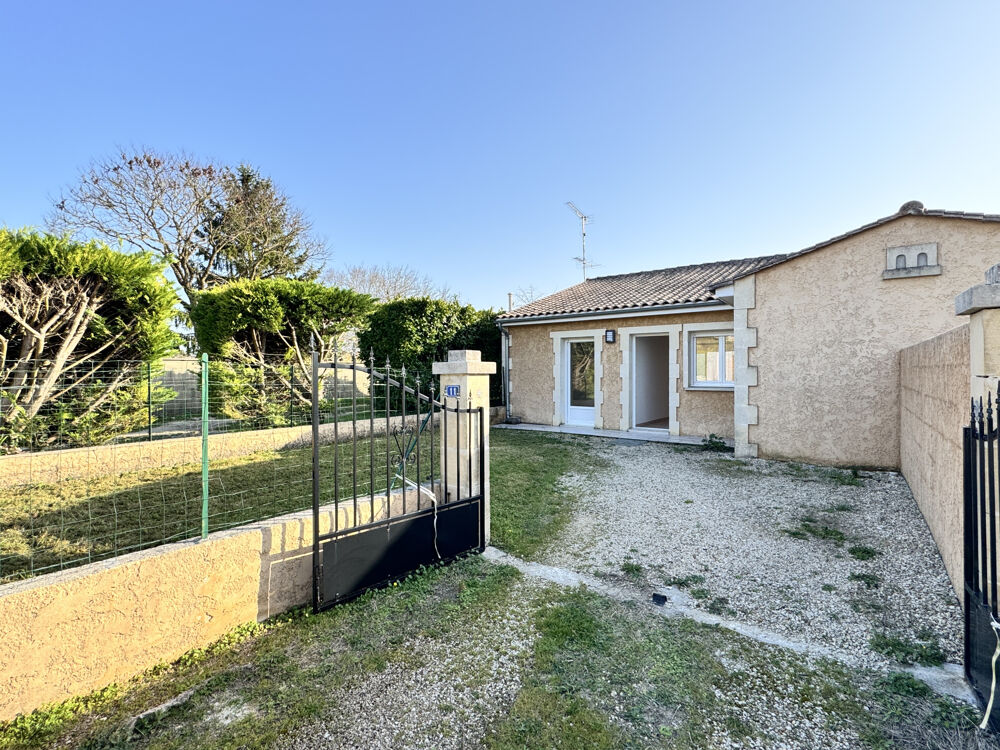 Maison 3 pièces 77 m² · à Barbezieux St Hilaire · 77 m² · 130 000 €