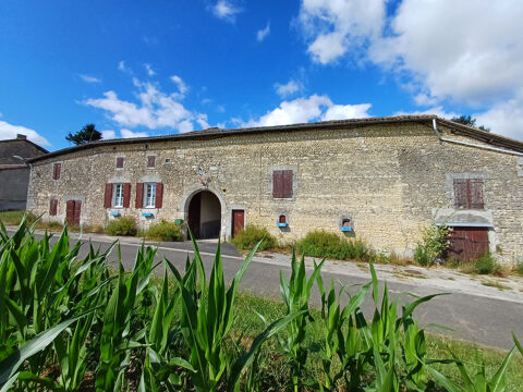   ANCIEN RELAIS DE POSTE Maison - 7 pi�ce(s) - 210 m�