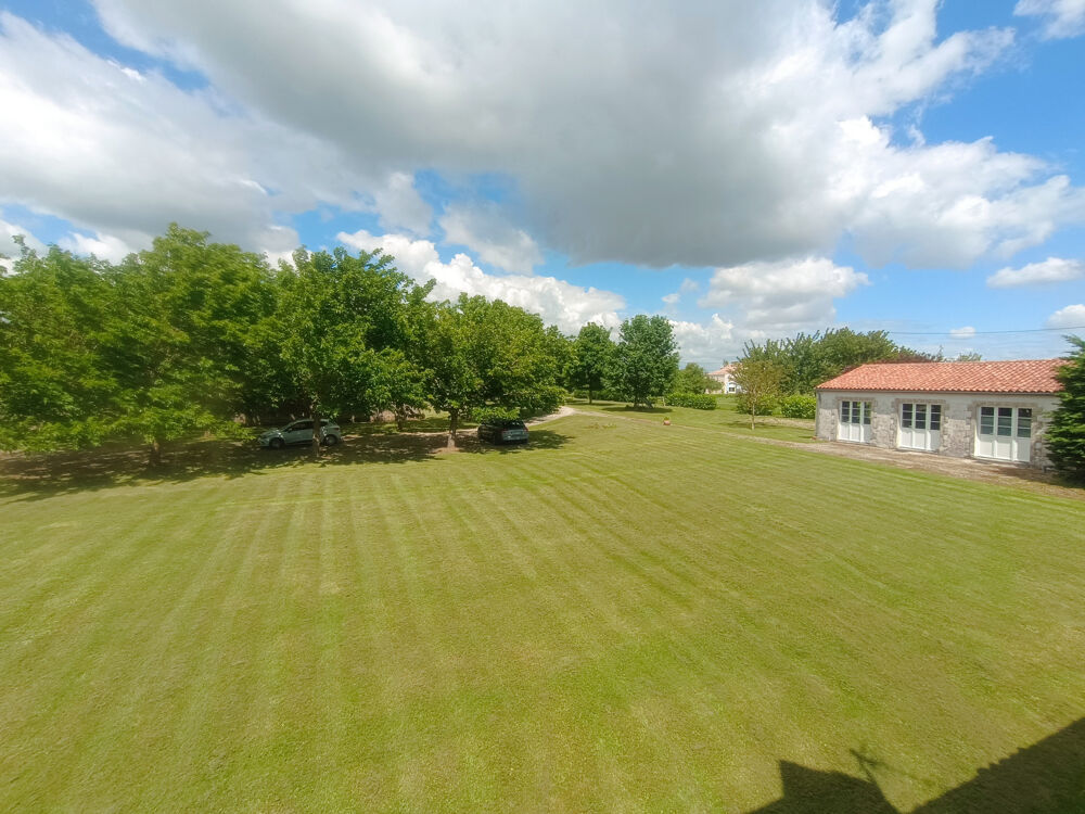 � vendre  Maison Mortagne-sur-Gironde (17120)