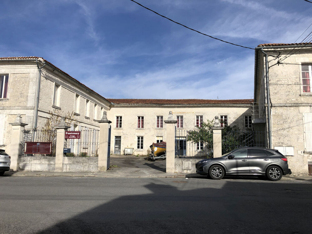 Vente Immeuble VASTE ENSEMBLE IMMOBILIER Barbezieux st hilaire