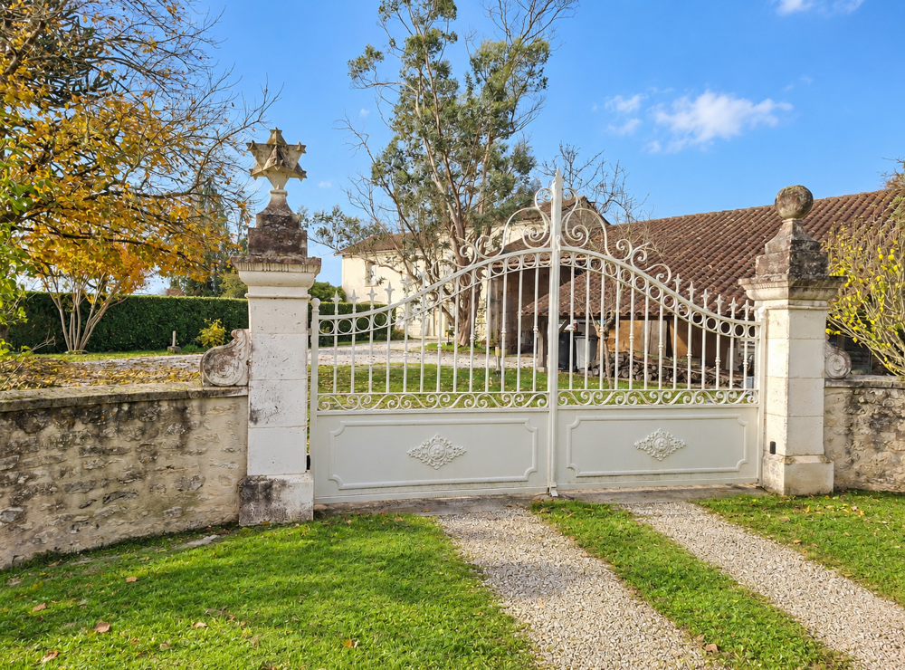 Vente Maison DEMEURE EN PIERRE AVEC GITE Bunzac