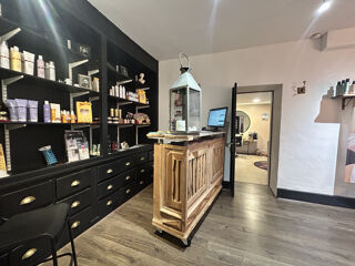  Immeuble � vendre 381 m�