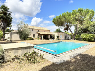  Propri�t�/ch�teau � vendre 9 pi�ces 274 m�