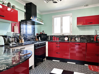  Maison à vendre 13 pièces 381 m²