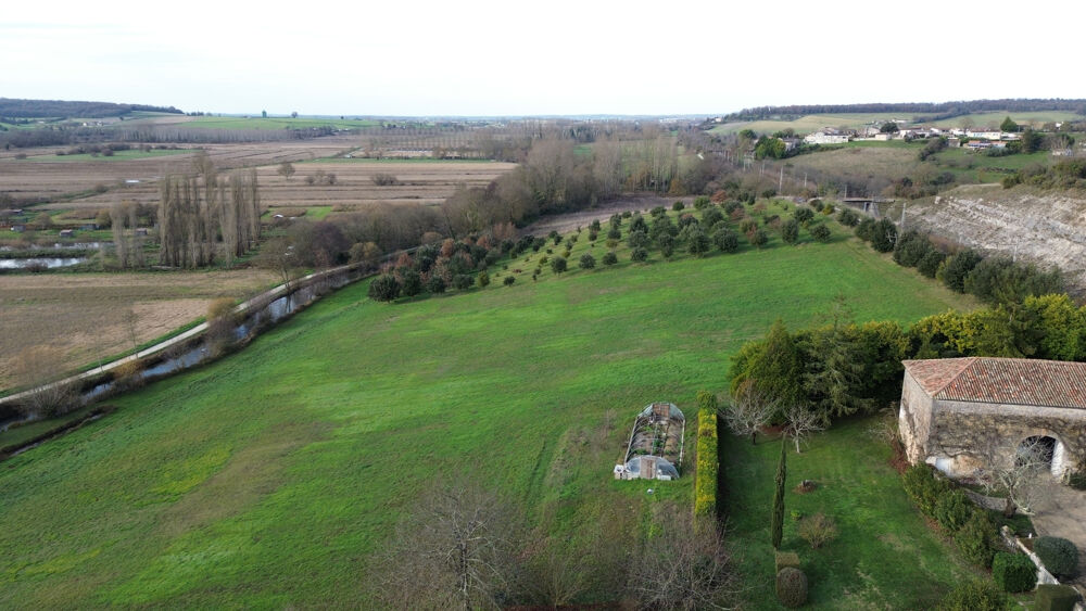 Vente Propriété/Château PROPRIETE DE CARACTERE AVEC BEL ENVIRONNEMENT Mouthiers sur boeme