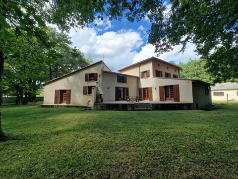   MAISON D'ARCHITECTE Maison - 8 pice(s) - 316 m