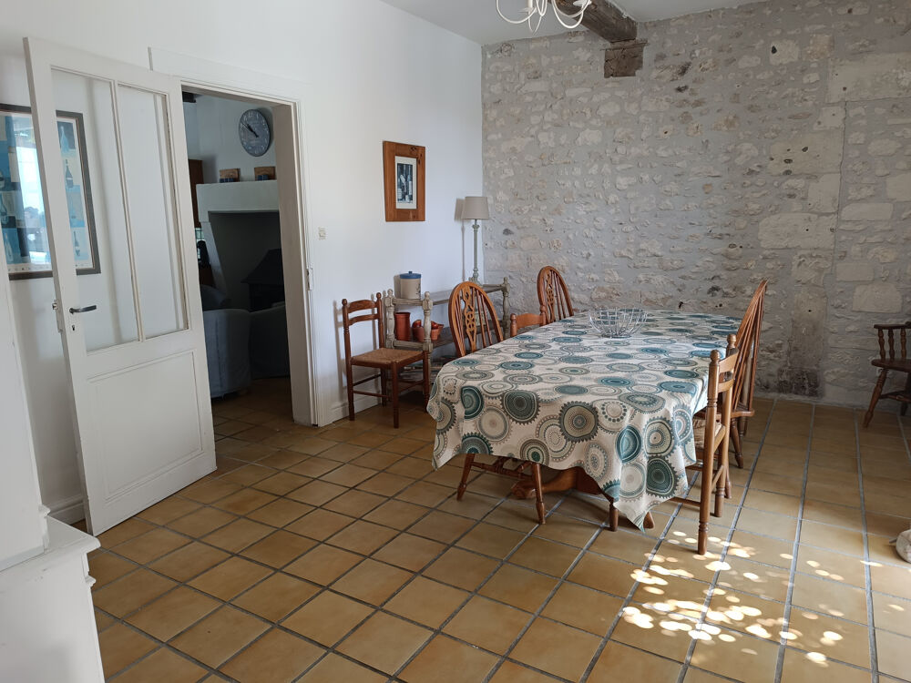 � vendre  Maison Mortagne-sur-Gironde (17120)