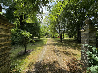  Propri�t�/ch�teau � vendre 15 + pi�ces 608 m�