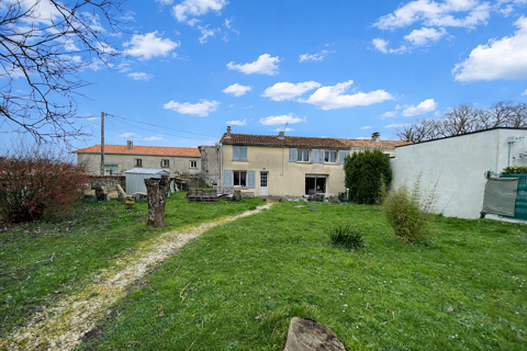   MAISON DE VILLAGE A RENOVER Maison - 5 pi�ce(s) - 123 m�