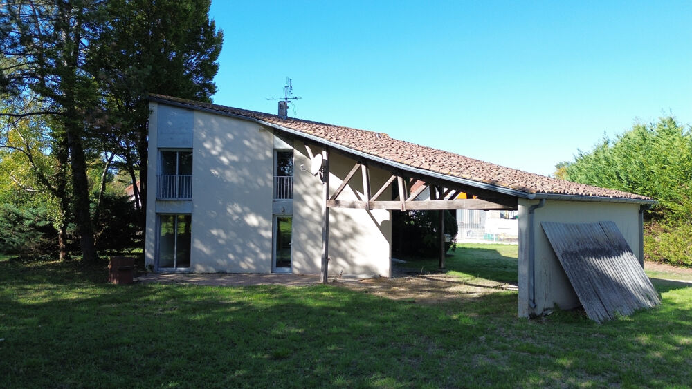 MAISON D'ARCHITECTE A RENOVER