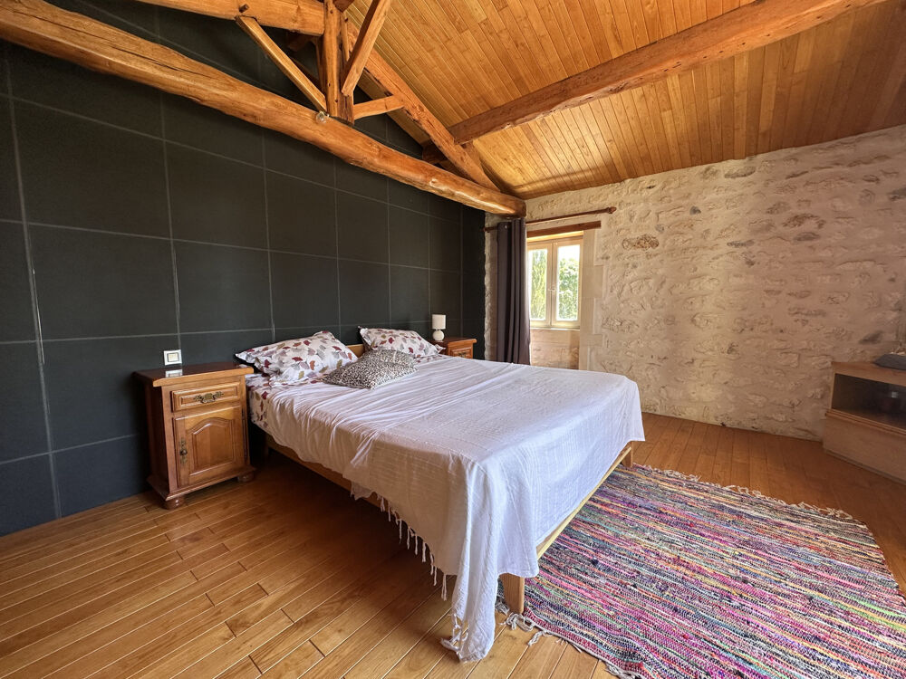 à vendre  Propriété/château Chaillevette (17890)