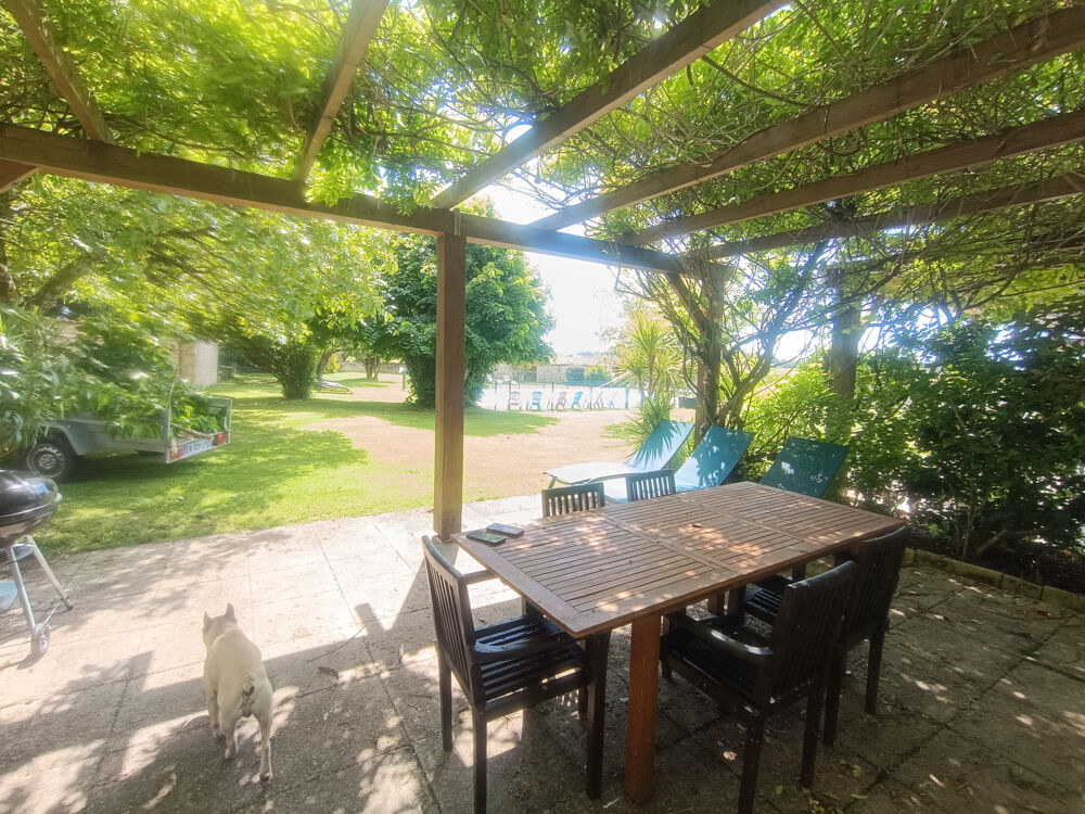 � vendre  Maison Mortagne-sur-Gironde (17120)