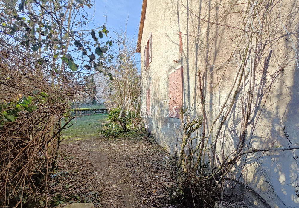 VULBENS - Maison de village a réhabiliter