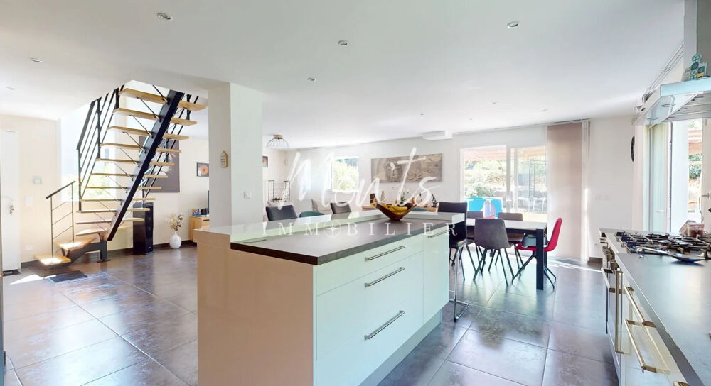 Vente Maison EXCLUSIVITÉ   CHEVRIER   MAISON INDIVIDUELLE 5 PIÈCES   EXCELLENT ÉTAT   PRESTATIONS DE QUALITÉ Chevrier