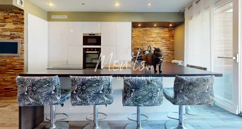 Vente Appartement CHEVRIER   SPACIEUX T3 DUPLEX DE 105 M2   TERRASSE, PISCINE & GARAGE Chevrier