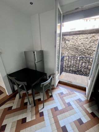  Appartement à louer 2 pièces 42 m²