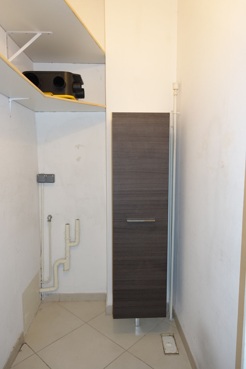 Location Appartement CHAVANT - Grand T3 de 84 m2 en bon état avec balcons Grenoble