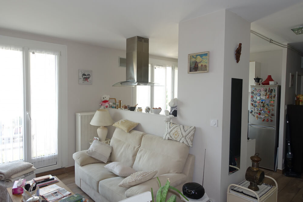 Vente Appartement Rsidence Le CANTON II - Au dernier tage avec ascenseur, T2 de 42 m2 avec balcon, cave et parking Le pont de claix