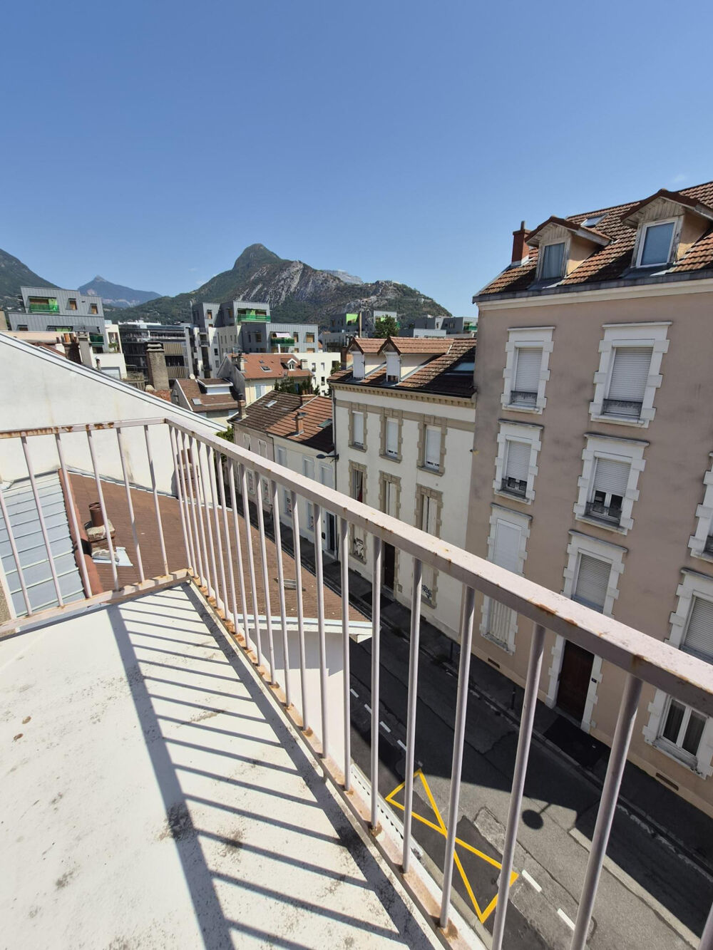 Vente Appartement CHORIER / BERRIAT - T2 AU DERNIER ETAGE AVEC ASCENSEUR Grenoble