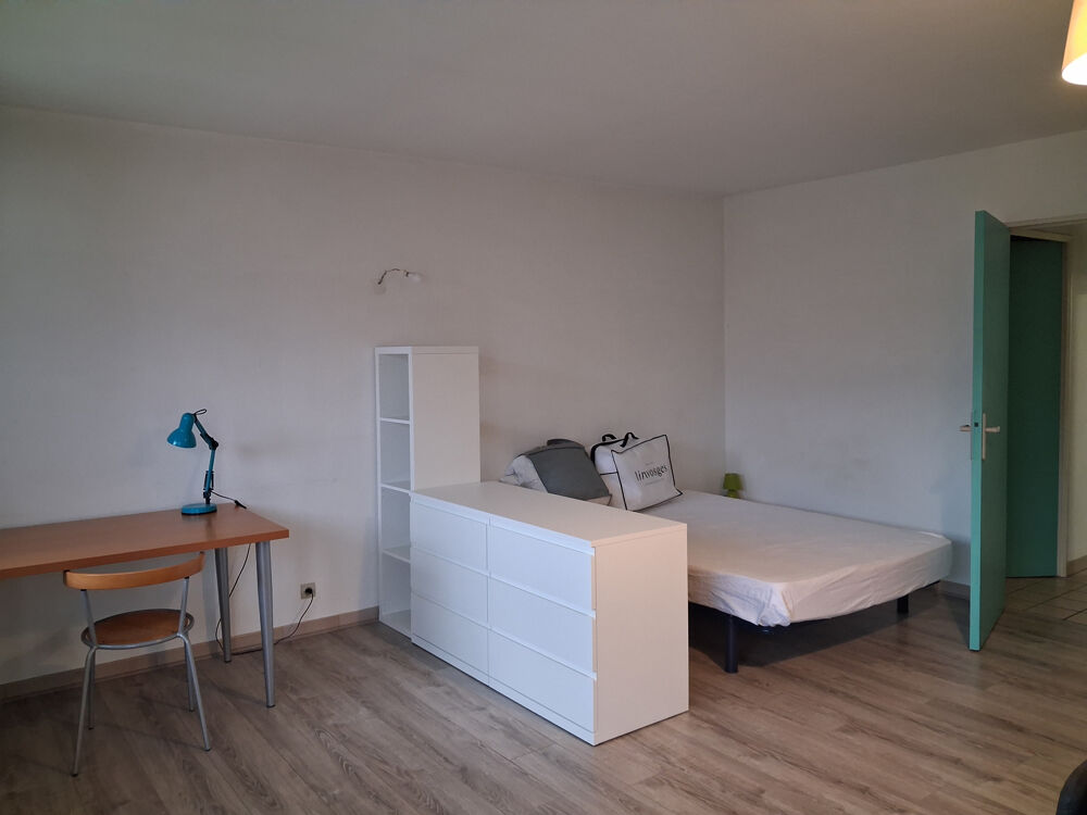Location Appartement EUROPOLE - Grand STUDIO meublé avec terrasse et garage Grenoble