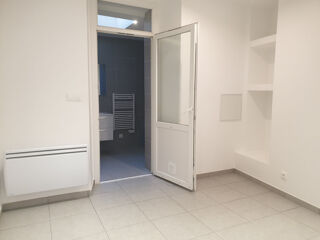  Appartement à louer 1 pièce 27 m²