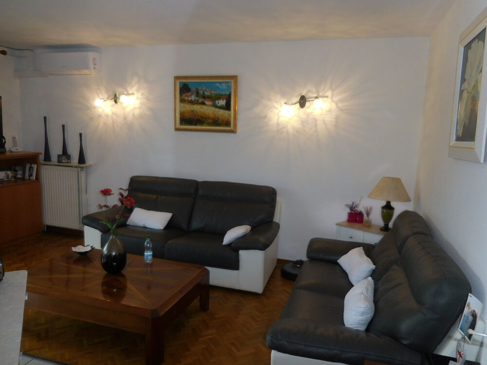 Location Appartement Centre ville - Au calme, T2 meublé de 45 m2 avec balcon / terrasse de 10 m2 Varces allieres et risset