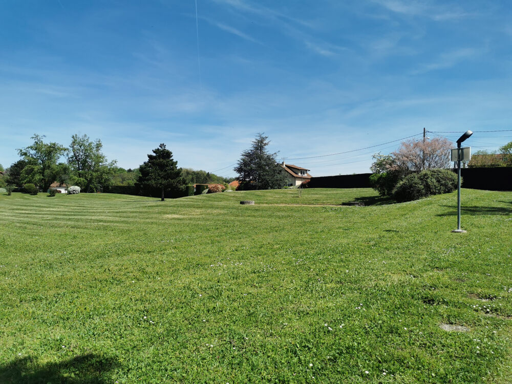 Vente Appartement Superbe T5 de 102 m2 à Sathonay-Camp Sathonay camp