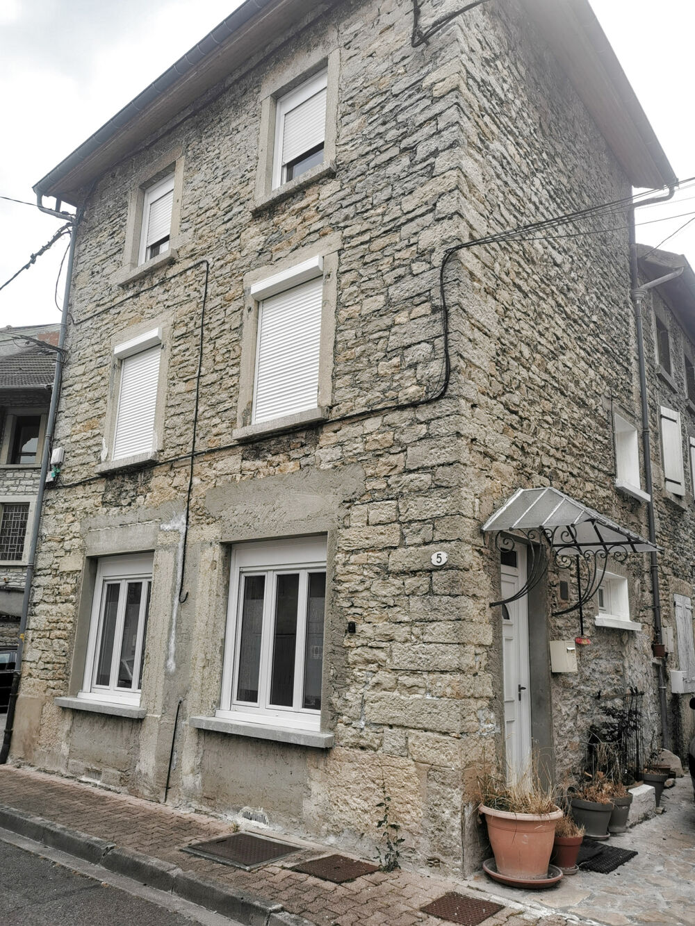 Vente Maison Maison de village en pierres sur MONTALIEU-VERCIEU Montalieu vercieu
