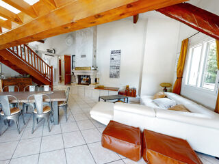  Maison à vendre 8 pièces 230 m²