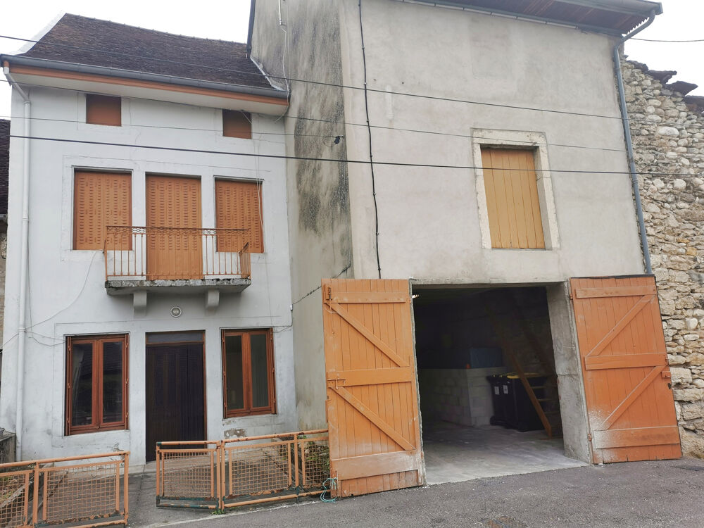 Vente Maison MAISON DE VILLAGE EN PIERRES  DE 117M2 AVEC JARDIN Montagnieu