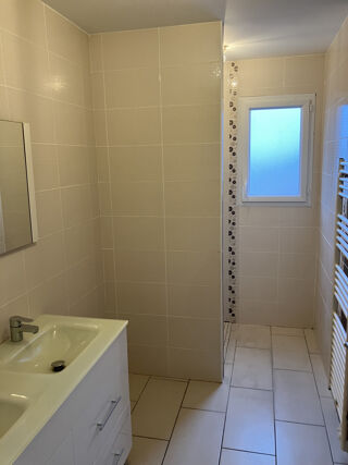  Appartement � vendre 3 pi�ces 82 m�