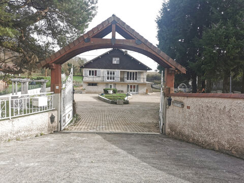   PROPRIETE SUR TORJONAS Maison - 9 pi�ce(s) - 225 m�