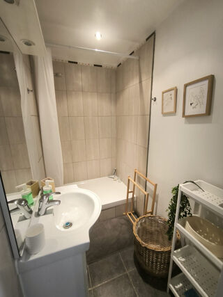  Appartement à louer 2 pièces 41 m²