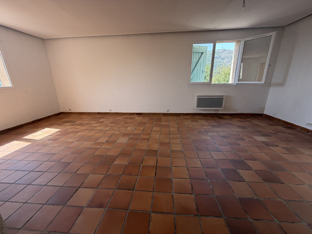 Maison individuelle Drap : 2 appartement stationnement jar