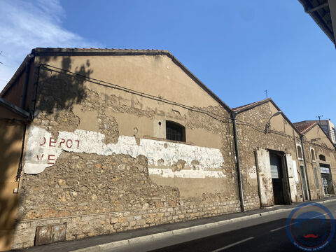 ATELIER PROFESSIONNEL A 100 M DU PORT 550000 83500 La seyne sur mer
