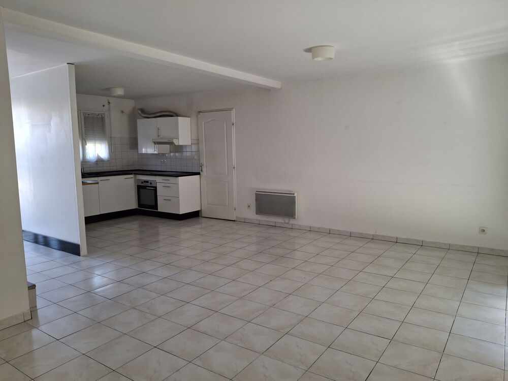 Vente Maison Maison mitoyenne T4 de 94m2 avec jardin La salvetat st gilles