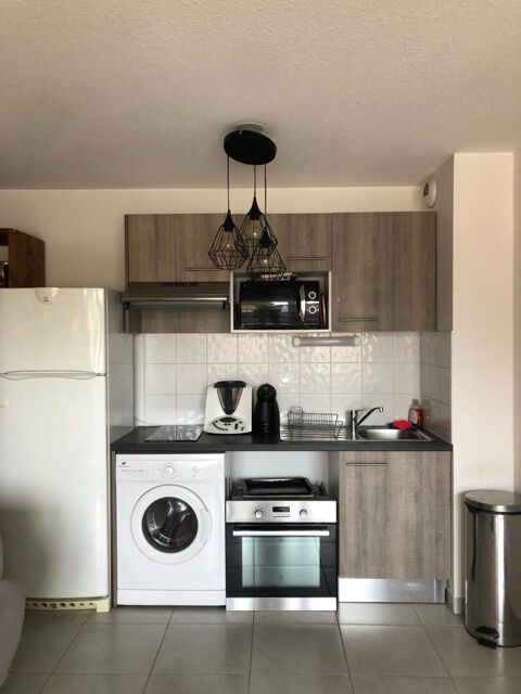   T2 rcent - centre Saint Simon - 1 place de parking Appartement - 2 pice(s) - 43 m