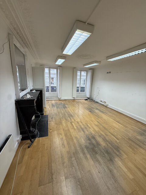 75010 PARIS - BUREAU - 950000 75010 Paris