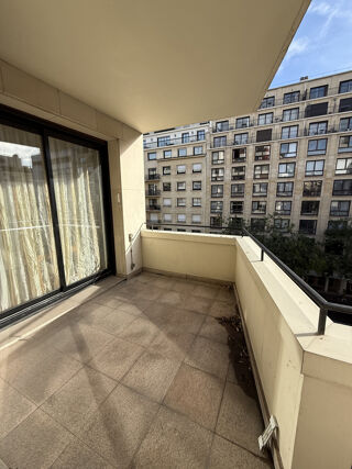  Appartement � vendre 4 pi�ces 165 m�