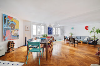  Appartement à louer 4 pièces 102 m²
