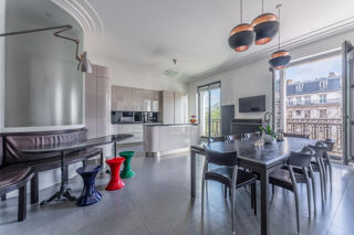  Appartement � vendre 6 pi�ces 198 m� Paris