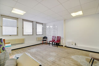  Appartement � vendre 12 pi�ces 371 m�