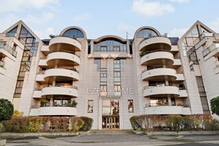  Appartement à vendre 6 pièces 144 m²